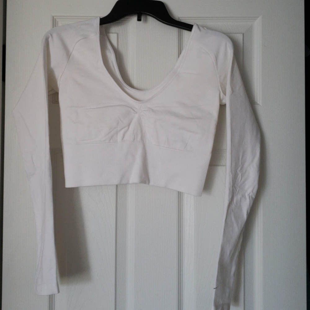 Nike drifit long sleeve crop